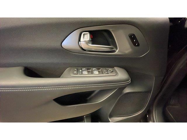 2026 Chrysler Pacifica - $35,764