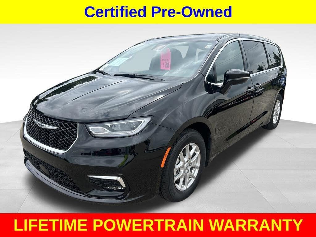 2026 Chrysler Pacifica - $29,996
