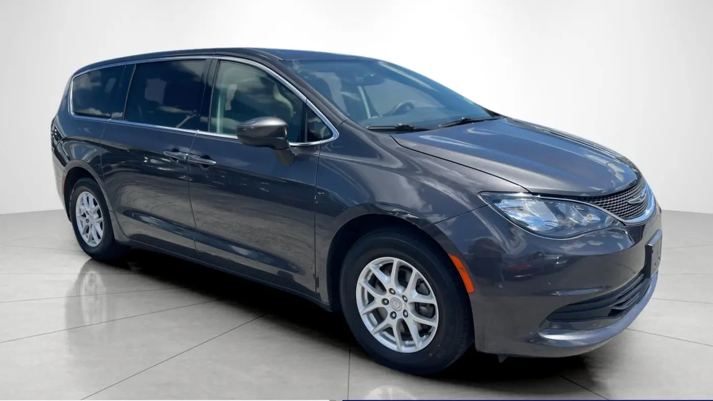 Preowned 2020 Chrysler Voyager LX for Sale