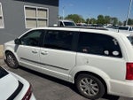 2012 Town and Country Thumbnail 4