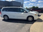 2012 Town and Country Thumbnail 8