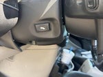 2012 Town and Country Thumbnail 18