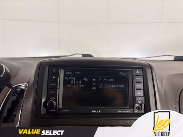 2014 Chrysler Town And Country - $6,839