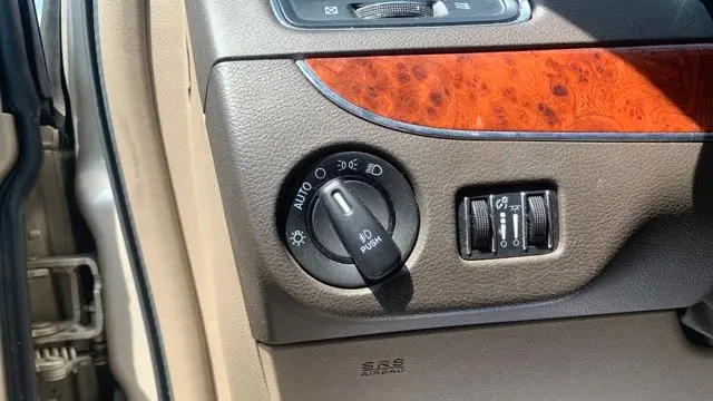 2015 Chrysler Town and Country Touring-L