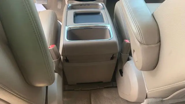 2015 Chrysler Town and Country Touring-L