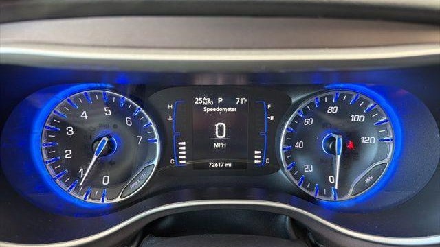 2023 Chrysler Voyager LX