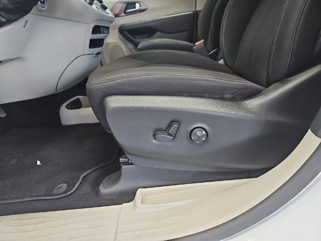 2023 Chrysler Voyager - $23,733