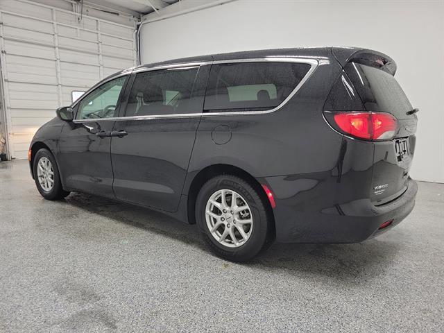 2024 Chrysler Voyager
