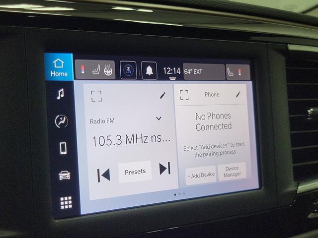 2024 Chrysler Voyager