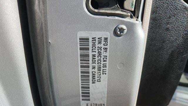 2024 Chrysler Voyager LX