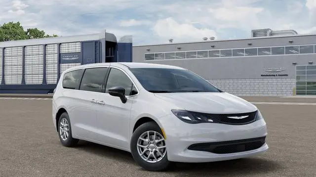 2026 Chrysler Voyager LX