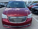 2016 Town and Country Thumbnail 3