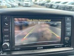 2016 Town and Country Thumbnail 18