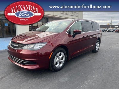 Photo of a 2017 Chrysler Pacifica LX 4DR Mini-Van for sale