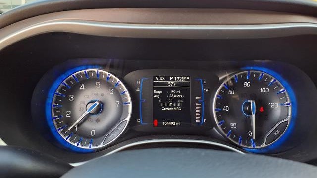 2022 Chrysler Voyager LX