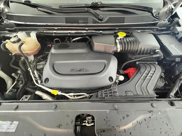 2022 Chrysler Voyager - $18,524