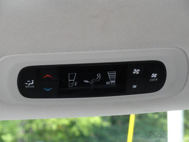 2023 Chrysler Voyager - $23,999