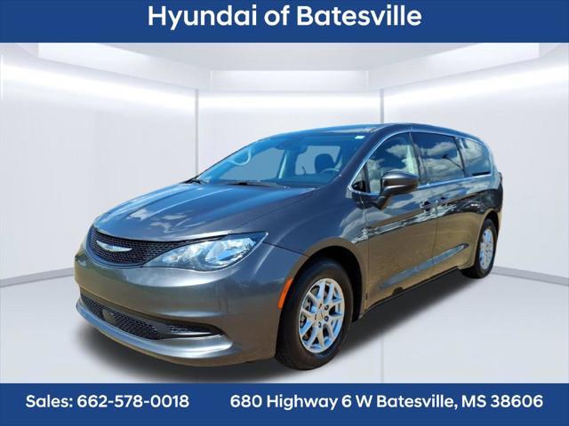 2023 Chrysler Voyager