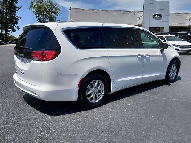 2024 Chrysler Voyager - $18,744