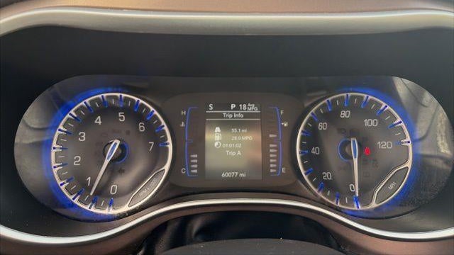 2024 Chrysler Voyager LX