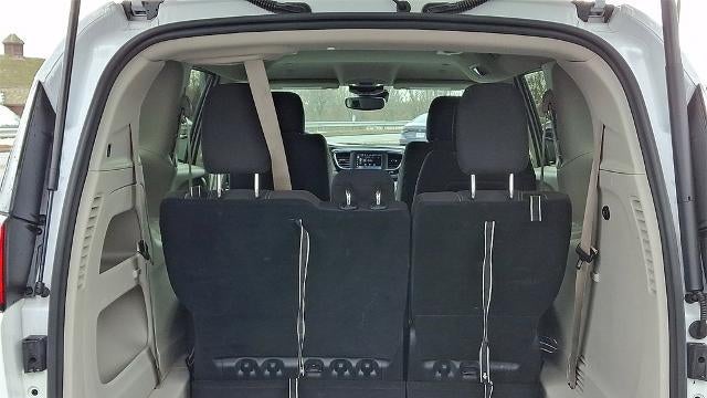 2024 Chrysler Voyager LX