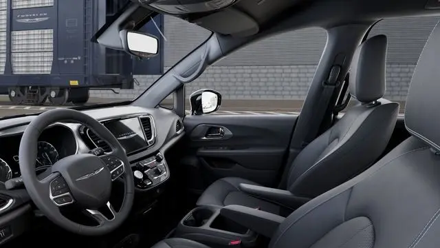 2026 Chrysler Voyager LX