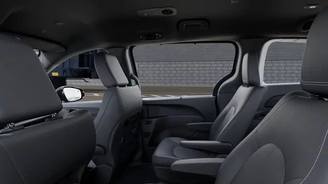 2026 Chrysler Voyager LX