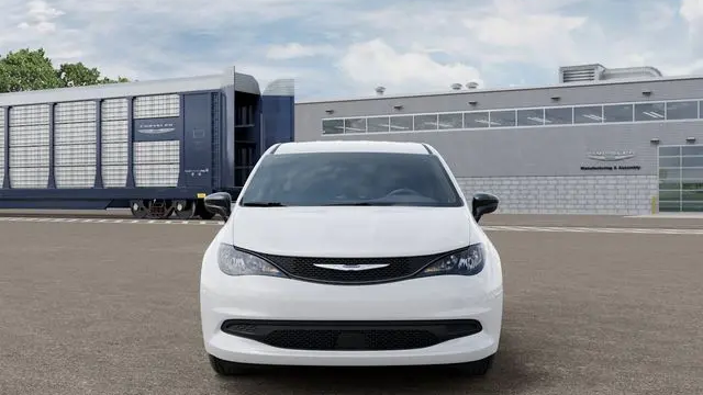 2027 Chrysler Pacifica LX