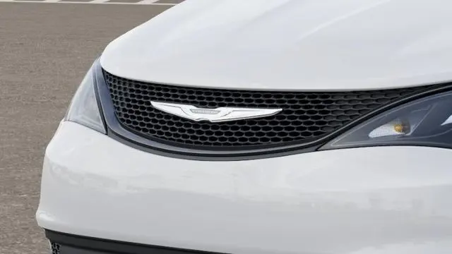 2027 Chrysler Pacifica LX