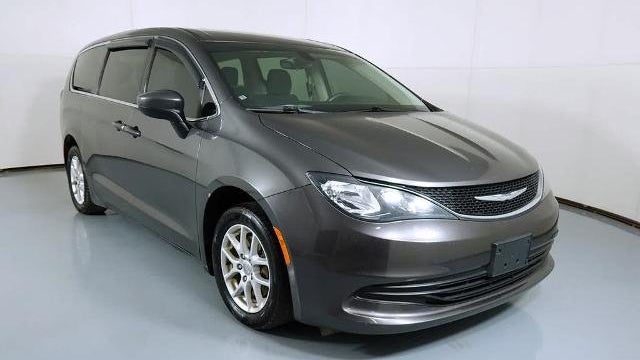 Preowned 2017 Chrysler Pacifica LX for Sale