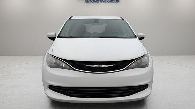 2020 Chrysler Voyager LX