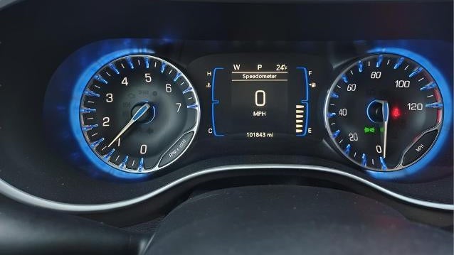 2020 Chrysler Voyager LX