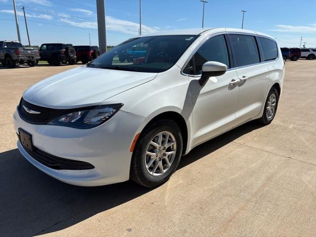 2022 Chrysler Voyager - $19,603