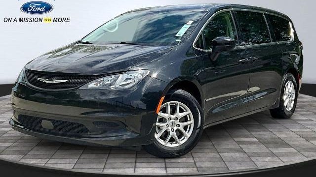 Preowned 2023 Chrysler Voyager LX for Sale