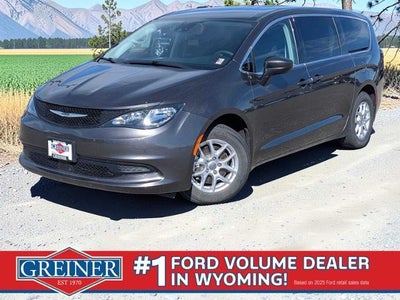 2023 Chrysler Voyager LX 4DR Mini-Van