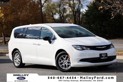 2024 Chrysler Voyager LX 4DR Mini-Van