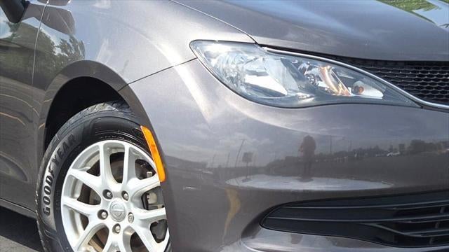 2017 Chrysler Pacifica LX