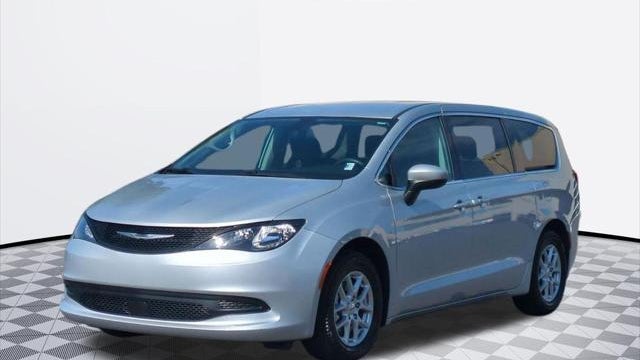 2022 Chrysler Voyager LX