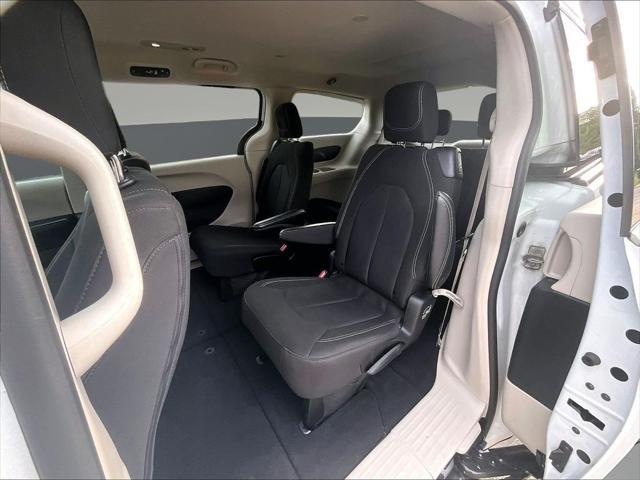 2023 Chrysler Voyager - $21,544