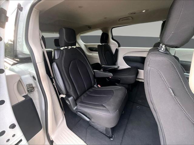 2023 Chrysler Voyager - $21,544
