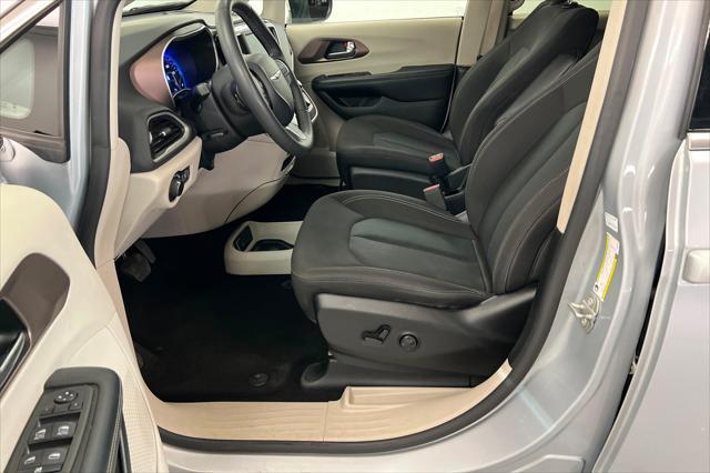 2023 Chrysler Voyager - $19,499