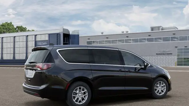 2027 Chrysler Pacifica LX