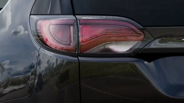 2027 Chrysler Pacifica LX