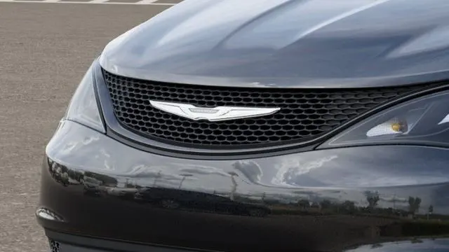 2027 Chrysler Pacifica LX