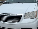 2014 Town and Country Thumbnail 11