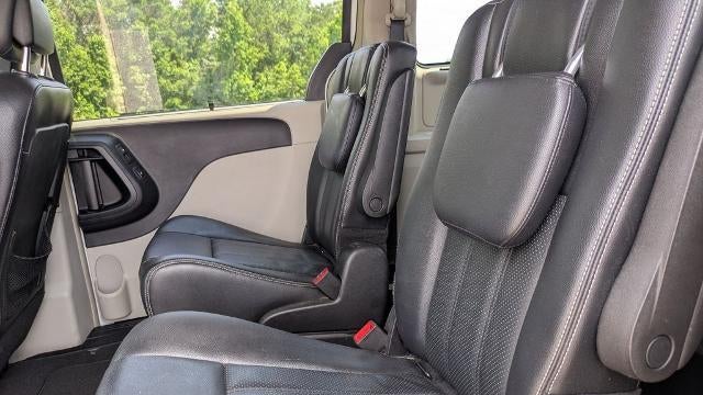 2015 Chrysler Town and Country Touring-L