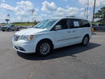 2015 Town and Country Thumbnail 8