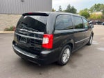 2016 Town and Country Thumbnail 5