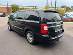 2016 Town and Country Thumbnail 7