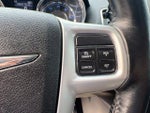 2016 Town and Country Thumbnail 27